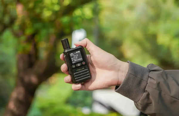 Wireless Walkie Talkies Guide Best Internet Radios 2025